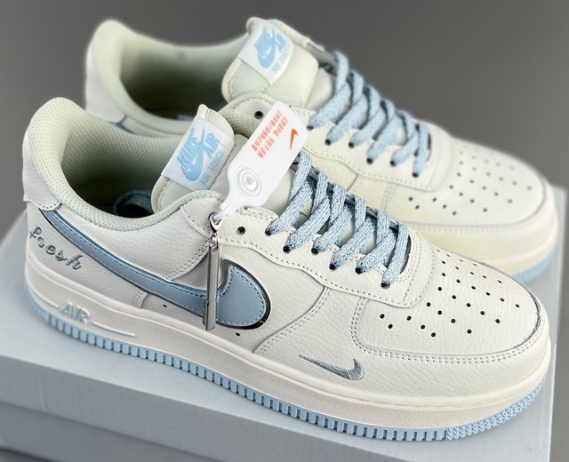 Women Air Force 1 092